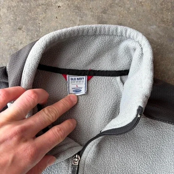 2000s old navy two tone fleece - Picture 3 of 4